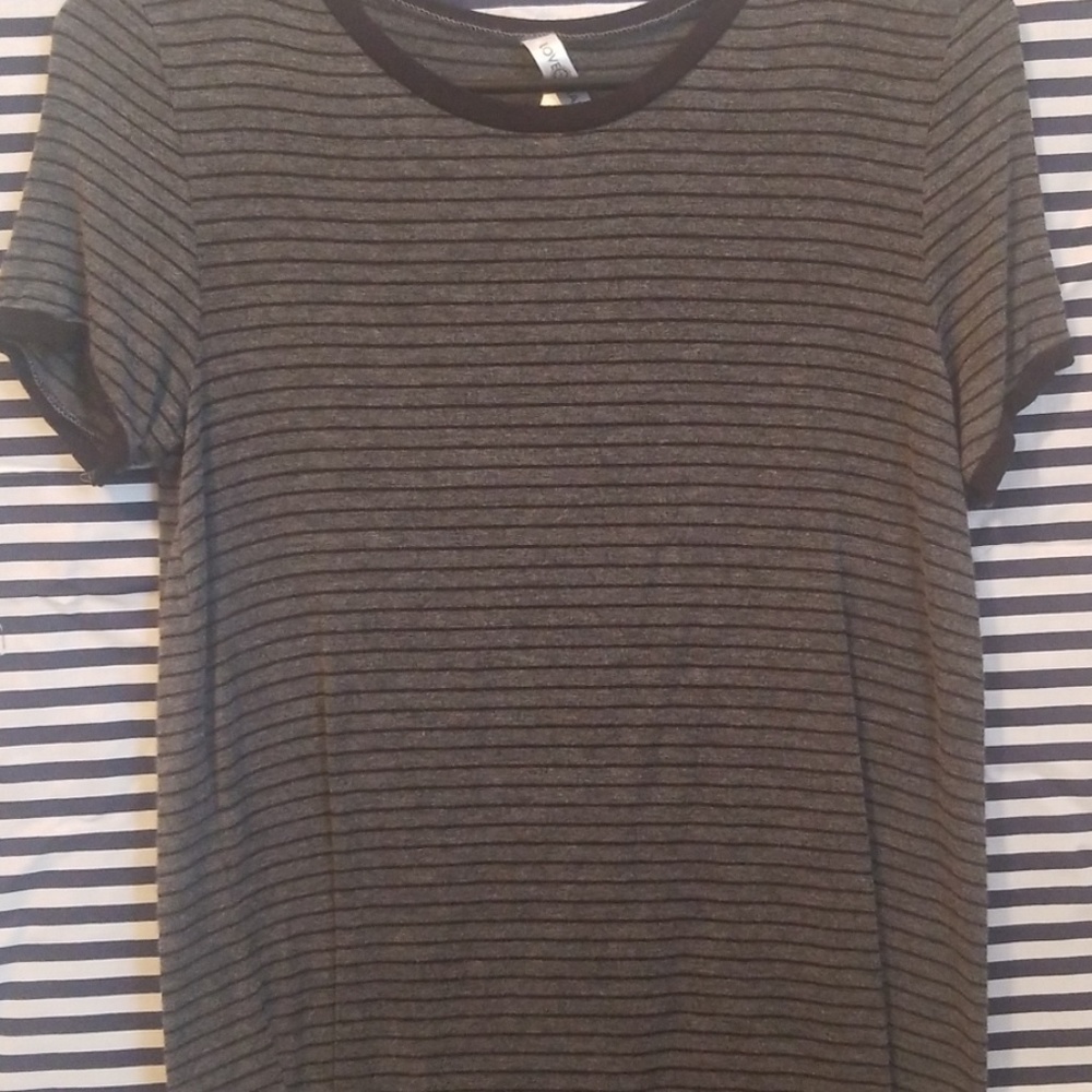 Short sleeve shirt